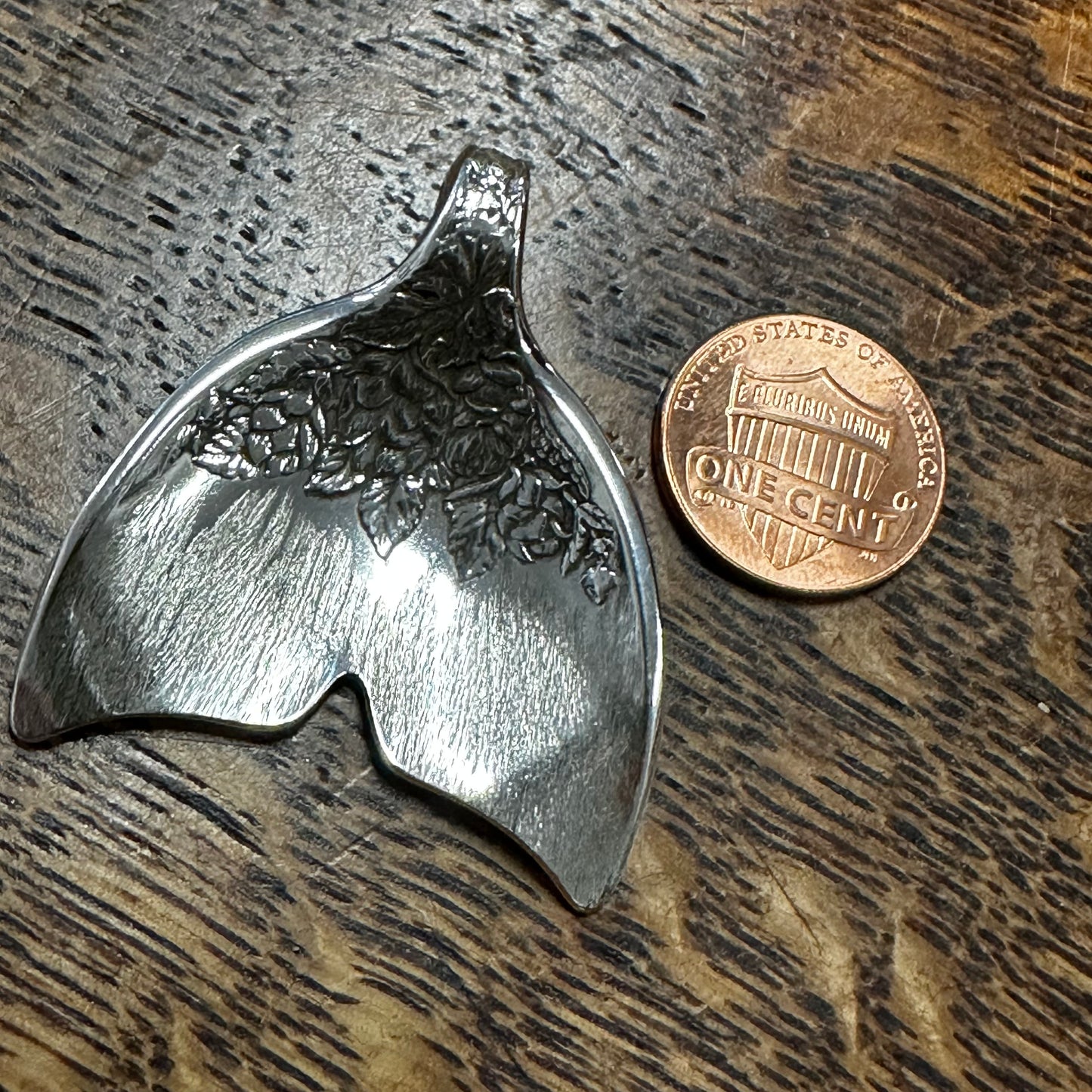 Hops Mermaid Tail Pendant