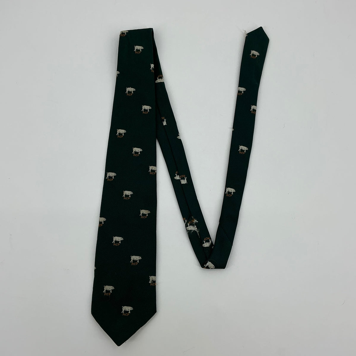 Vintage Male Chauvinist Pig Bloomingdale’s Men’s Green “MCP” Pig Print Tie