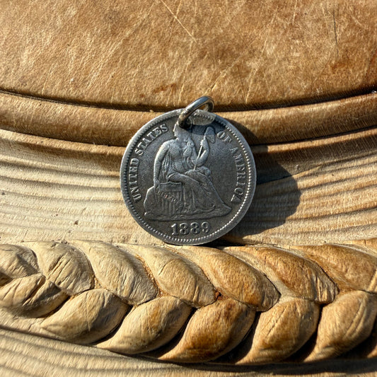 Victorian Love Token - Mae/1889