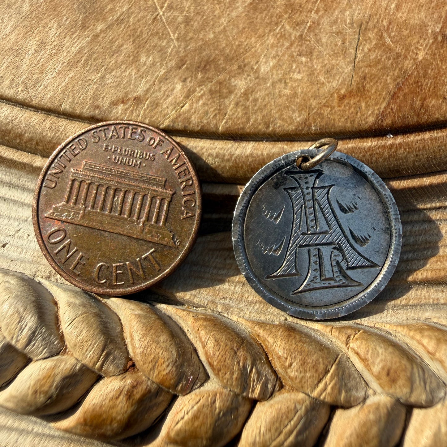 Victorian Love Token - AL/LA - 1889 - Seated Liberty