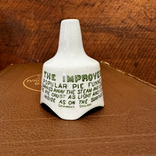Grimwades The Improved Popular Pie Funnel