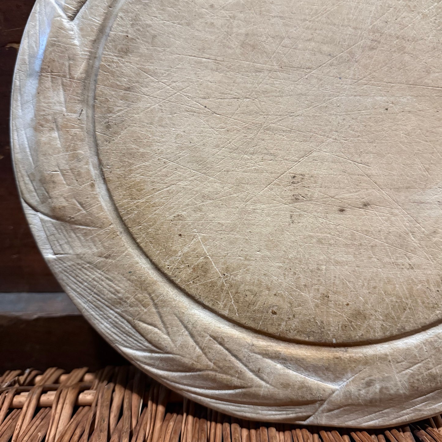 Wheat Wide Border Carved Wooden Breadboard