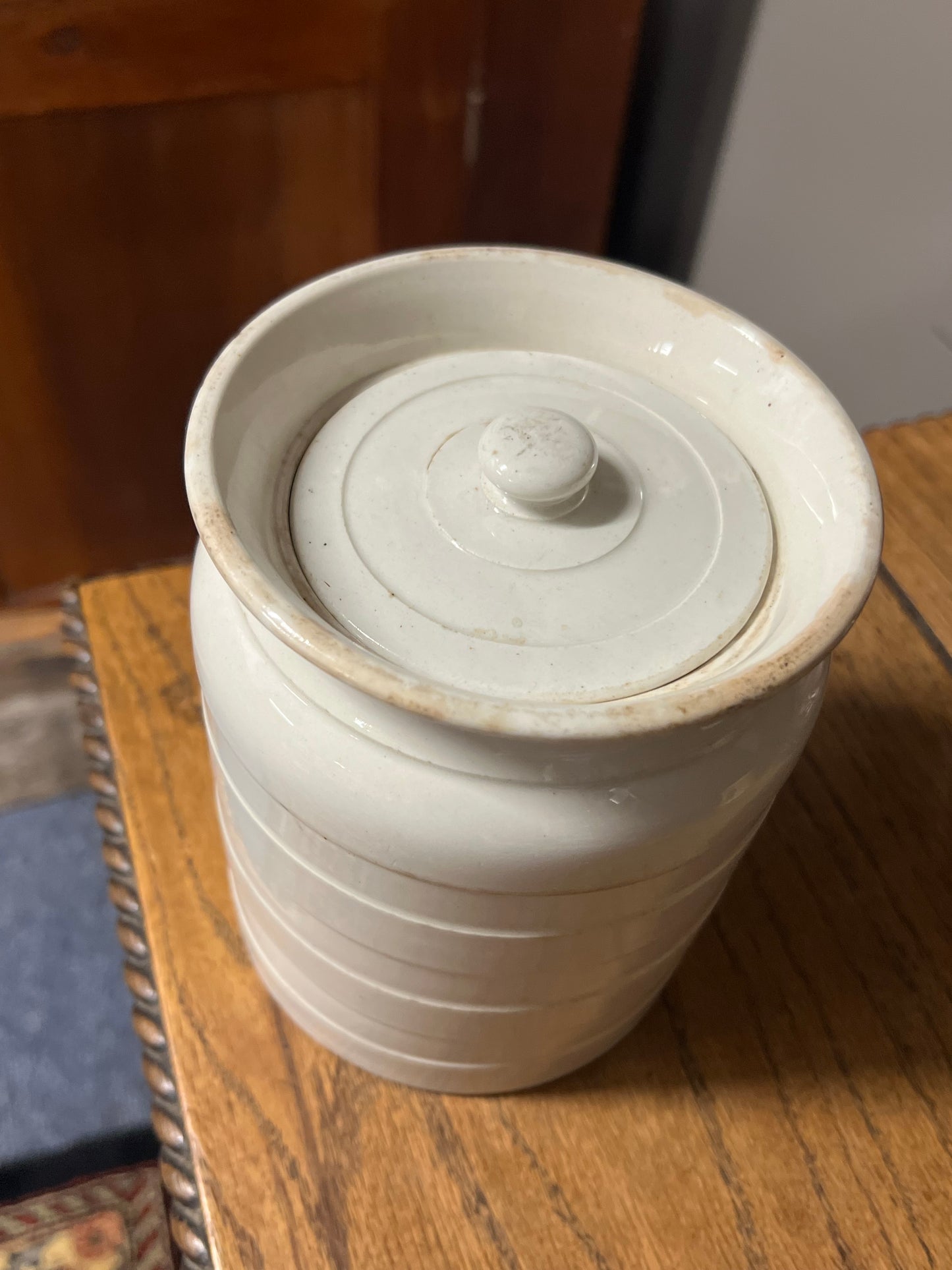 RAISINS - White Banded Kitchen Jar Canister with Lid