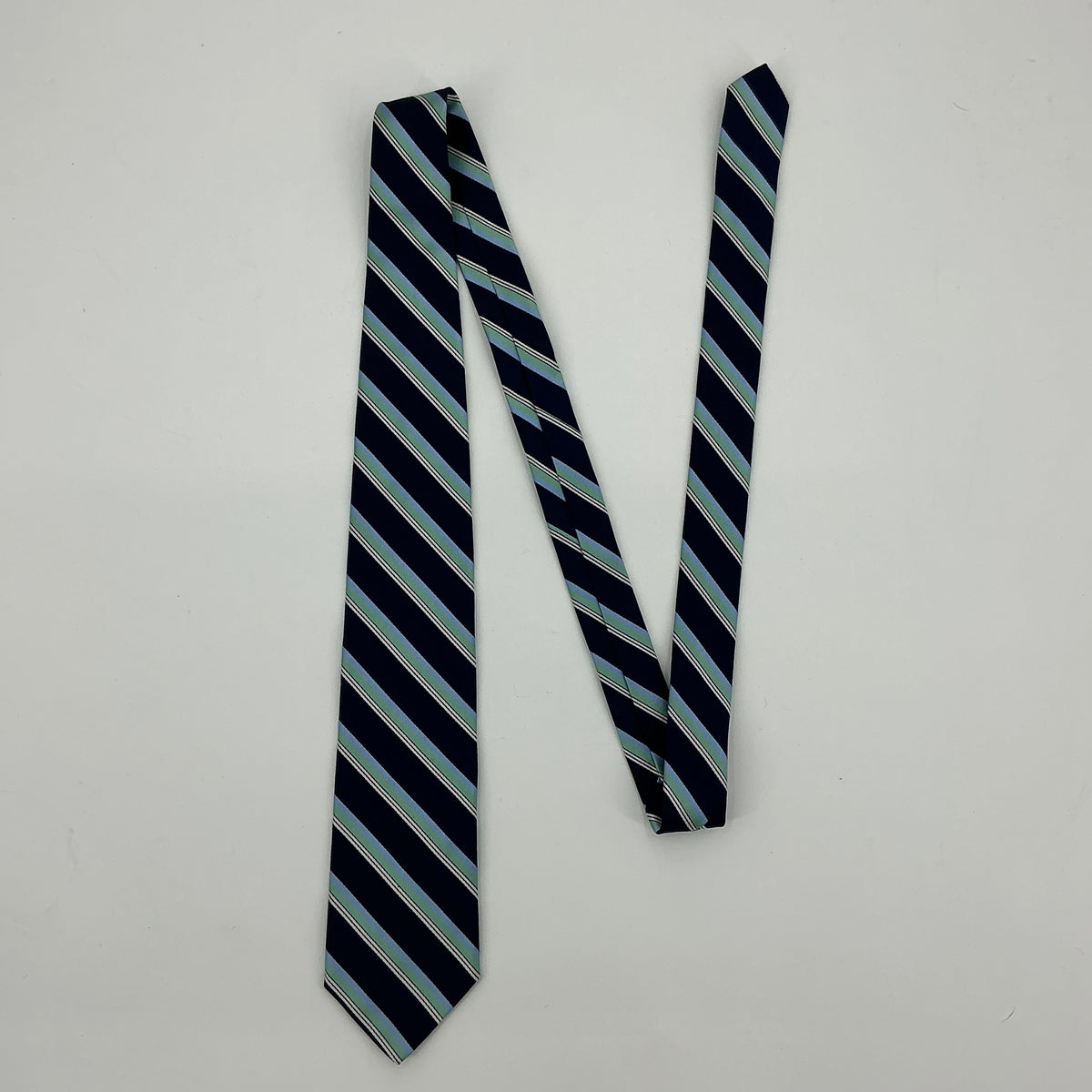 NWT Brooks Brothers BB#1 Rep Stripe Silk Tie - Navy & Light Blue Striped