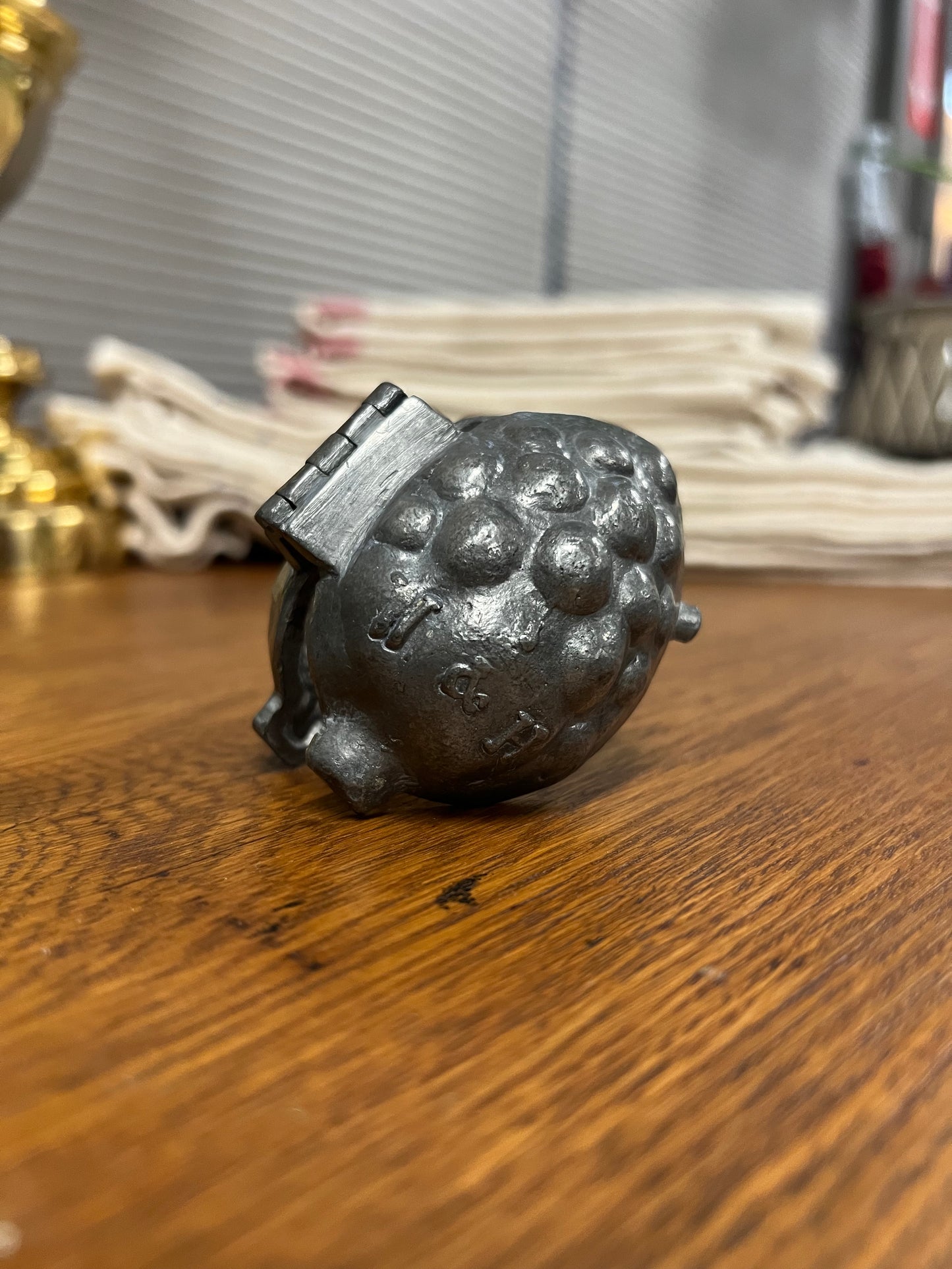 Pewter Ice Cream Mold - W&H - Raspberry