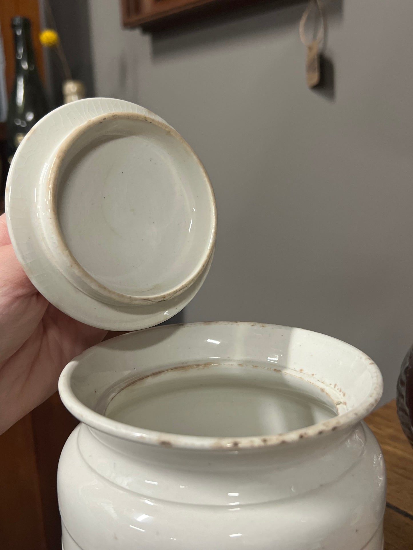 CASTOR SUGAR - White Banded Kitchen Jar Canister with Lid