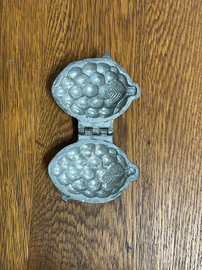 Pewter Ice Cream Mold - W&H - Raspberry
