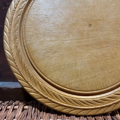 Carved Edge Border Wooden Breadboard