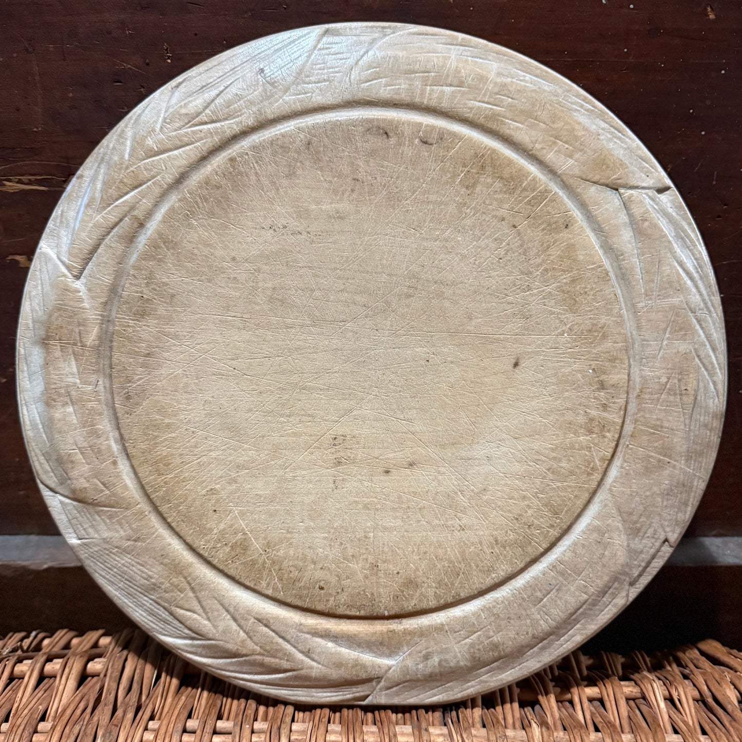 Wheat Wide Border Carved Wooden Breadboard
