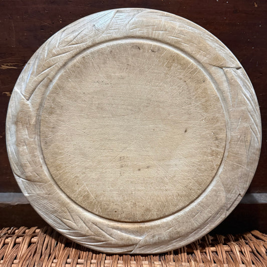 Wheat Wide Border Carved Wooden Breadboard