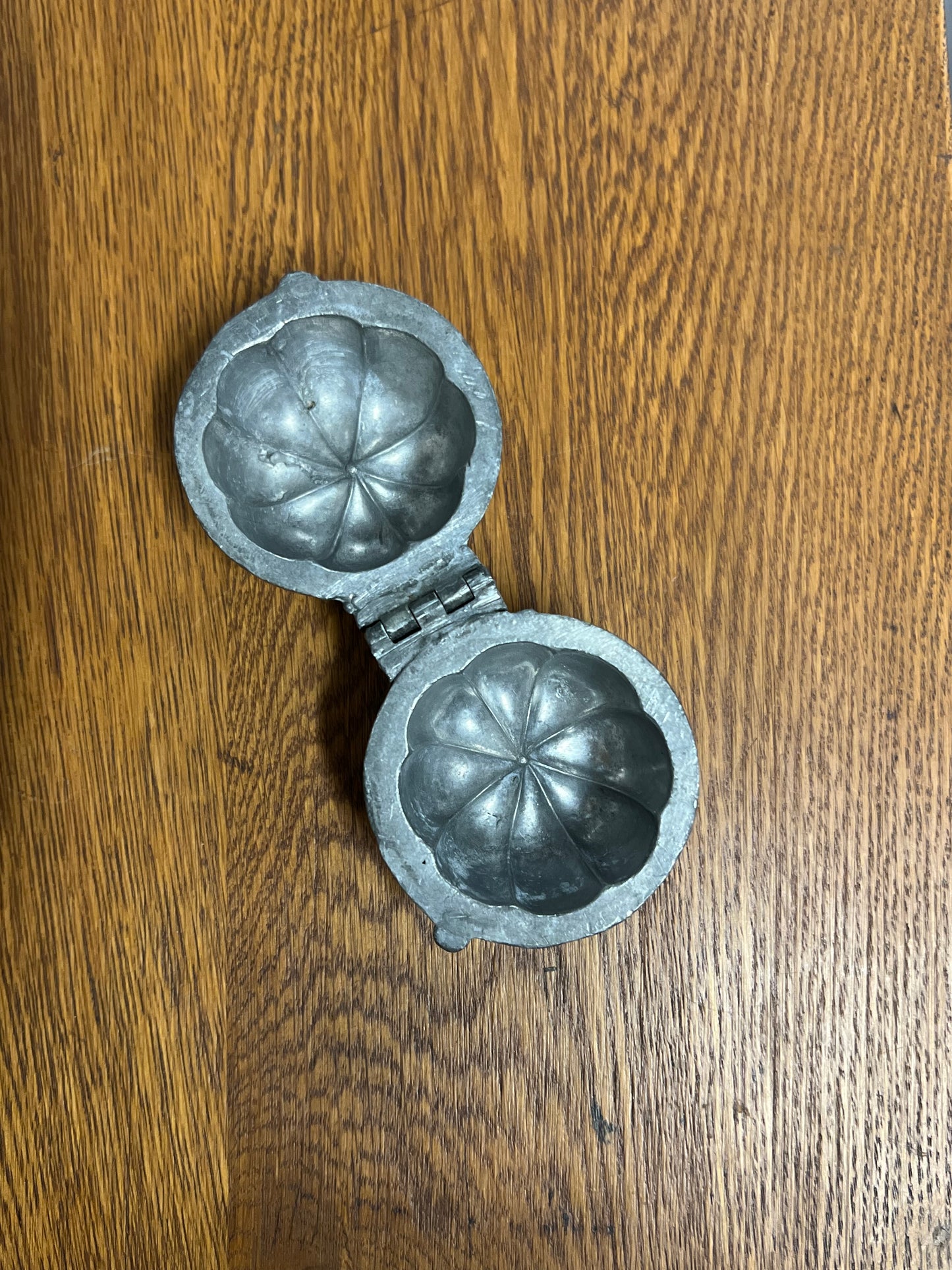 Pewter Ice Cream Mold - Pumpkin