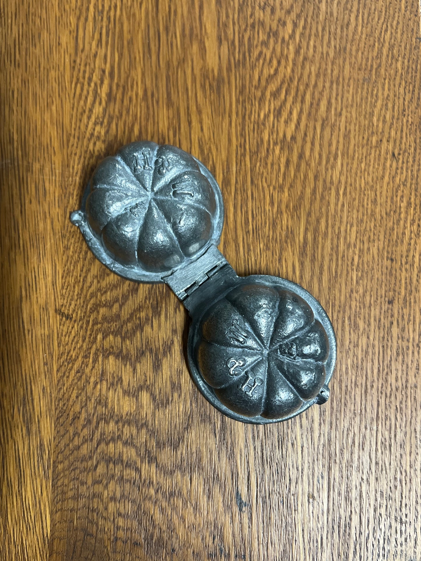 Pewter Ice Cream Mold - Pumpkin