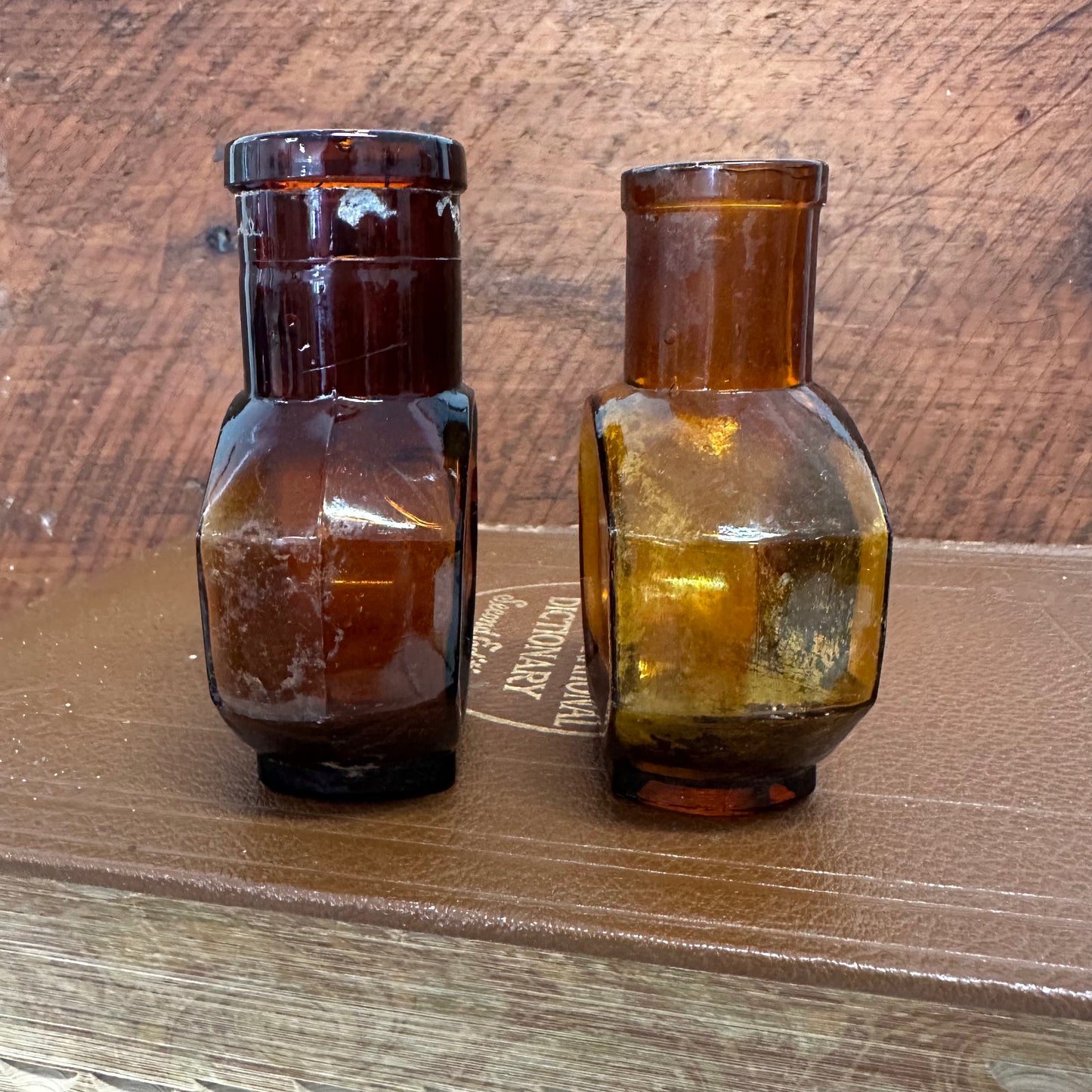 Ju-Vis Amber Bottle