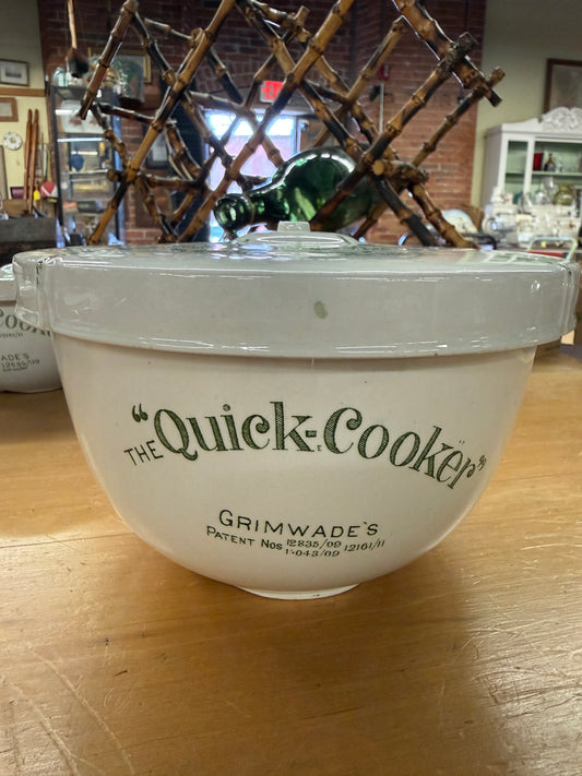 Large Grimwades Quick-Cooker 8.5"