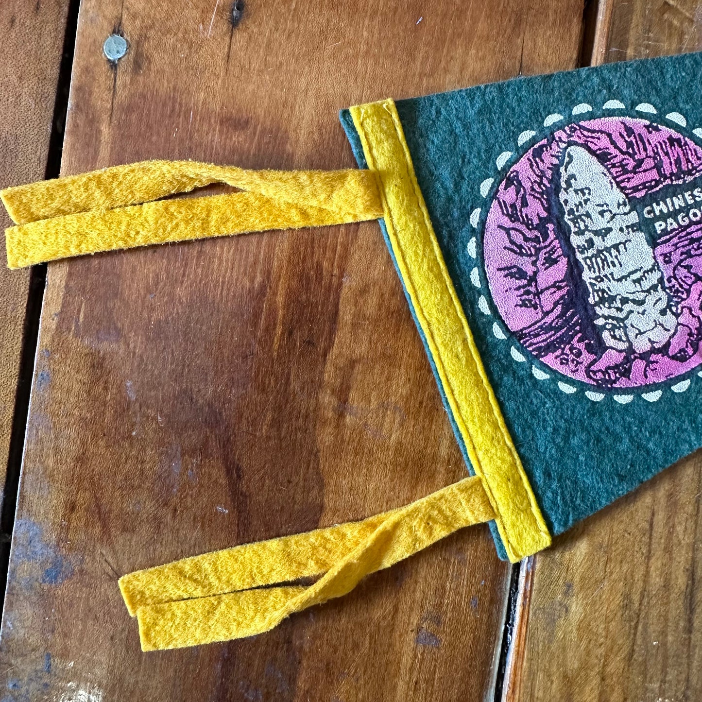 Vintage Howe Caverns Felt Pennant