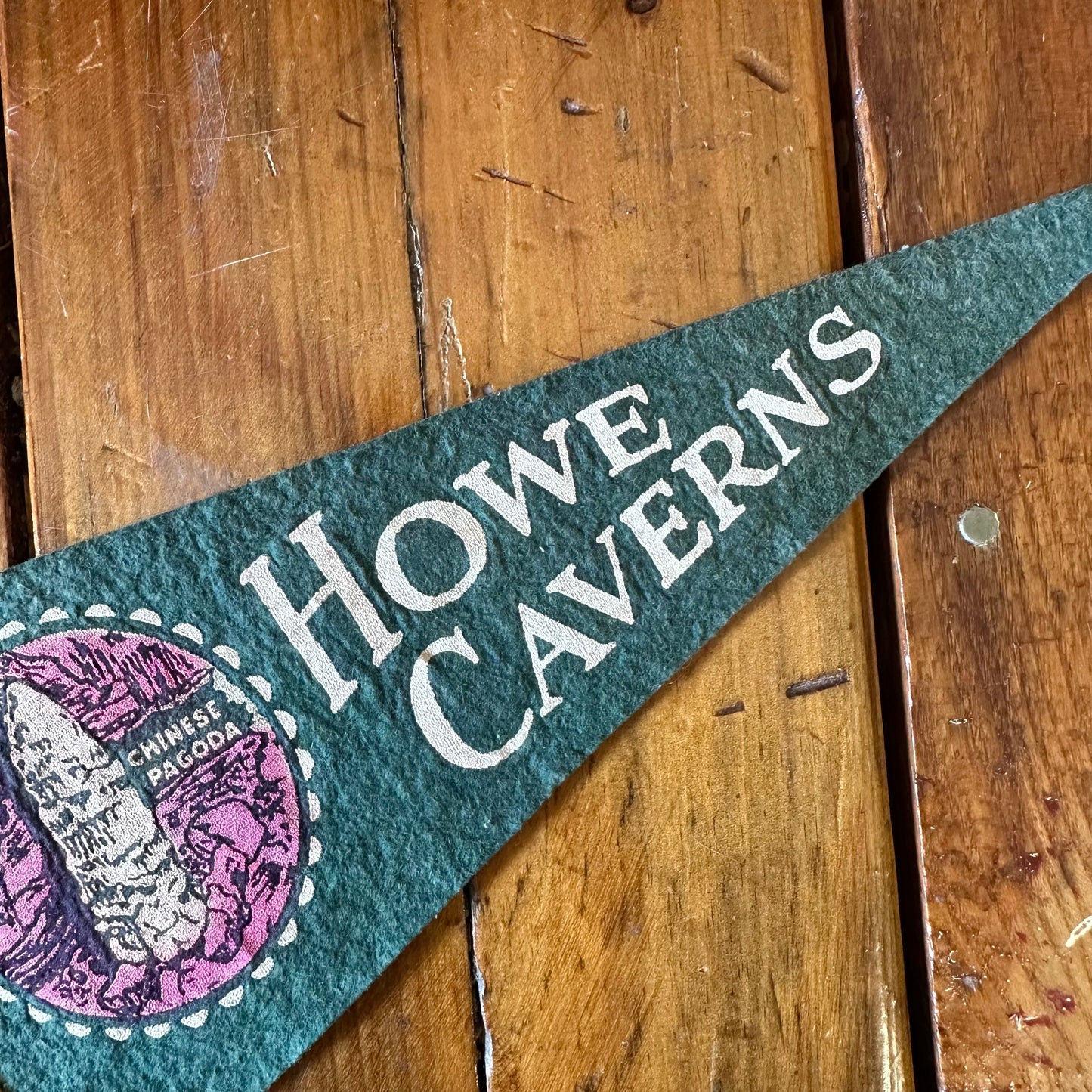 Vintage Howe Caverns Felt Pennant
