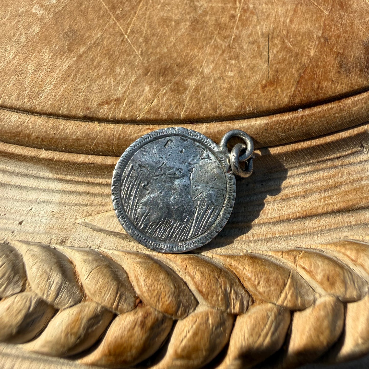 Victorian Love Token - Pictorial Buck/Tom