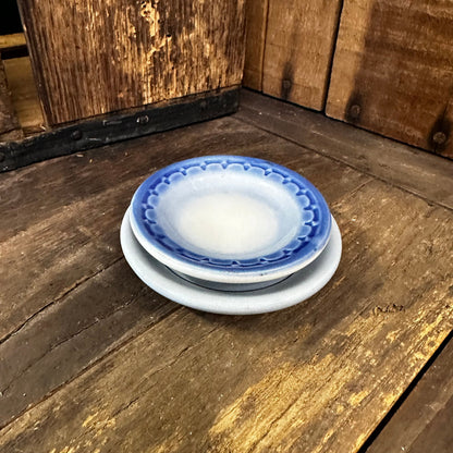 Chunky Blue Butter Pats Syracuse Econo-Rim Restaurantware Unmarked Ironstone