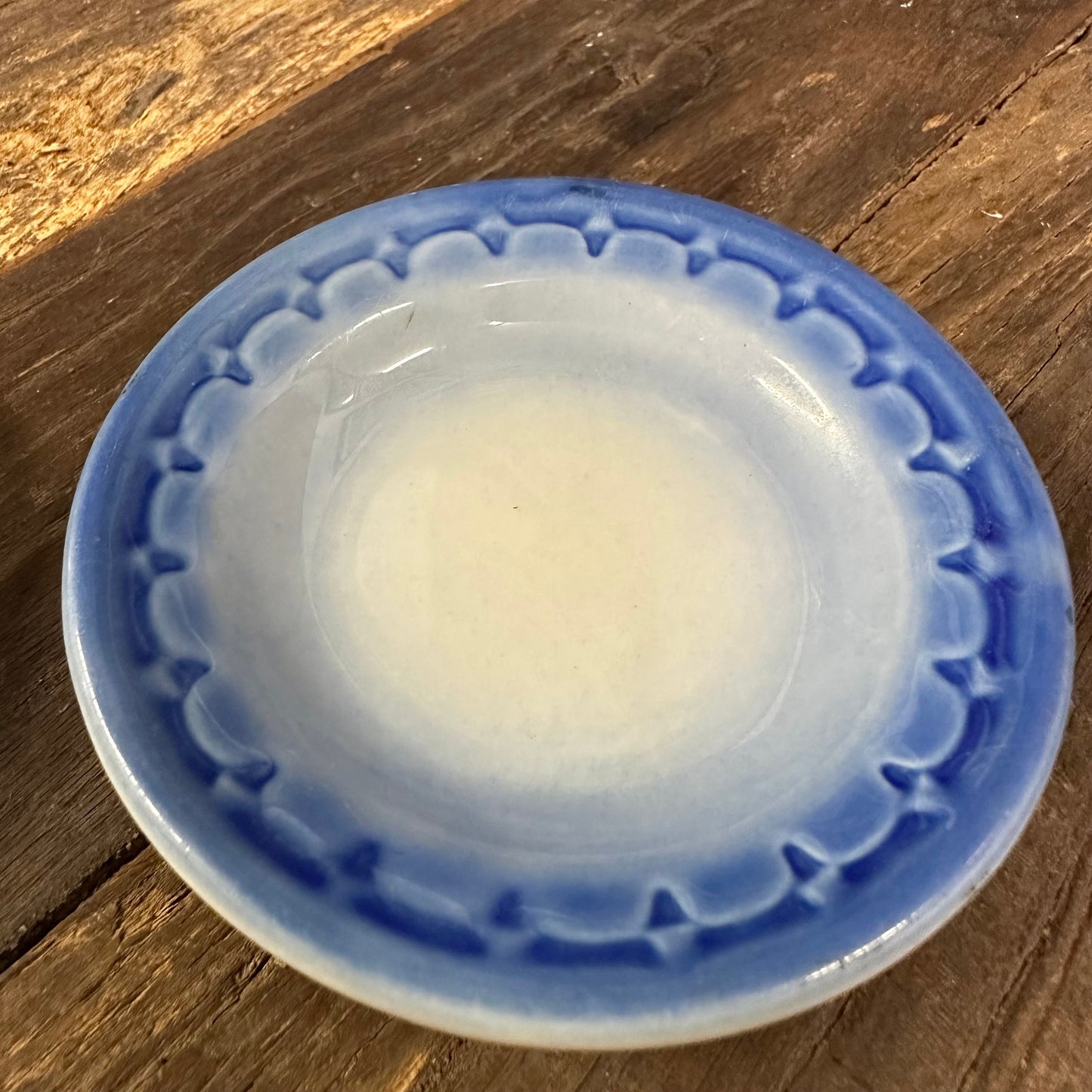 Chunky Blue Butter Pats Syracuse Econo-Rim Restaurantware Unmarked Ironstone